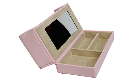 Caja de Regalo de Cuero 5
